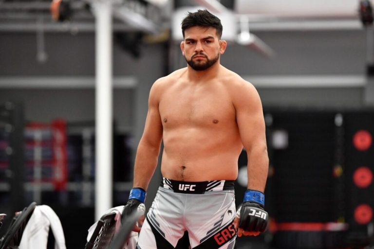 Kelvin Gastelum vs. Chris Curtis prediction | UFC 287