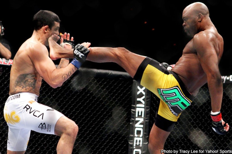 Anderon Silva's front kick KO against Vitor Belfort