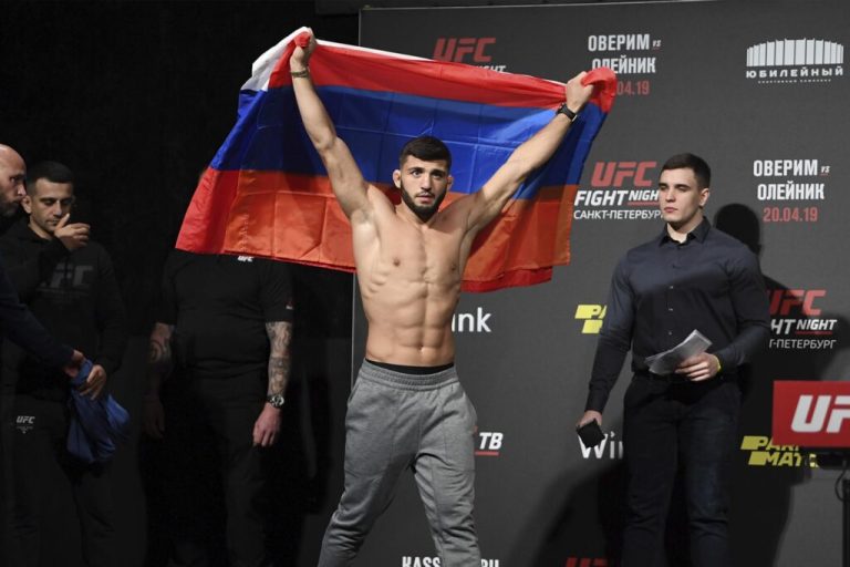 UFC 257: Arman Tsarukyan vs. Matt Frevola play-by-play and results