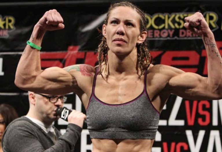 Cris Cyborg vs. Holly Holm: Fighting For legacy