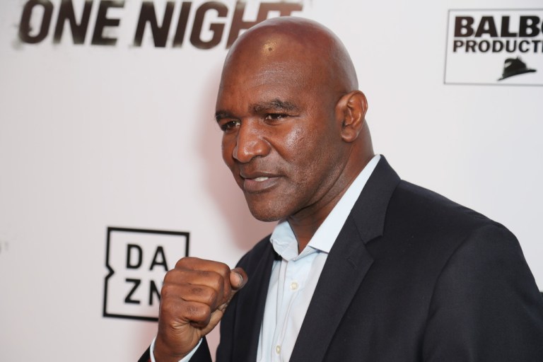 Former world champion Evander Holyfield announces return to the ring