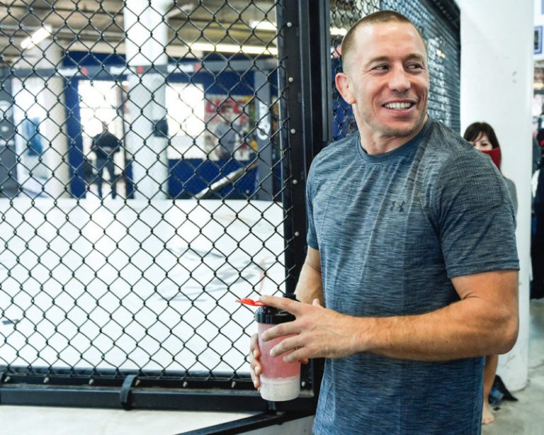 Dana White prefers Georges St-Pierre to do commentary than face Khabib Nurmagomedov