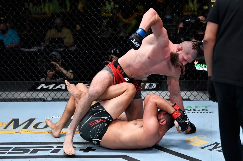 Jiri Prochazka slams "incomplete" fighter Alex Pereira before UFC 295 title fight 6